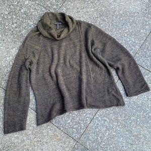 Oska sweater